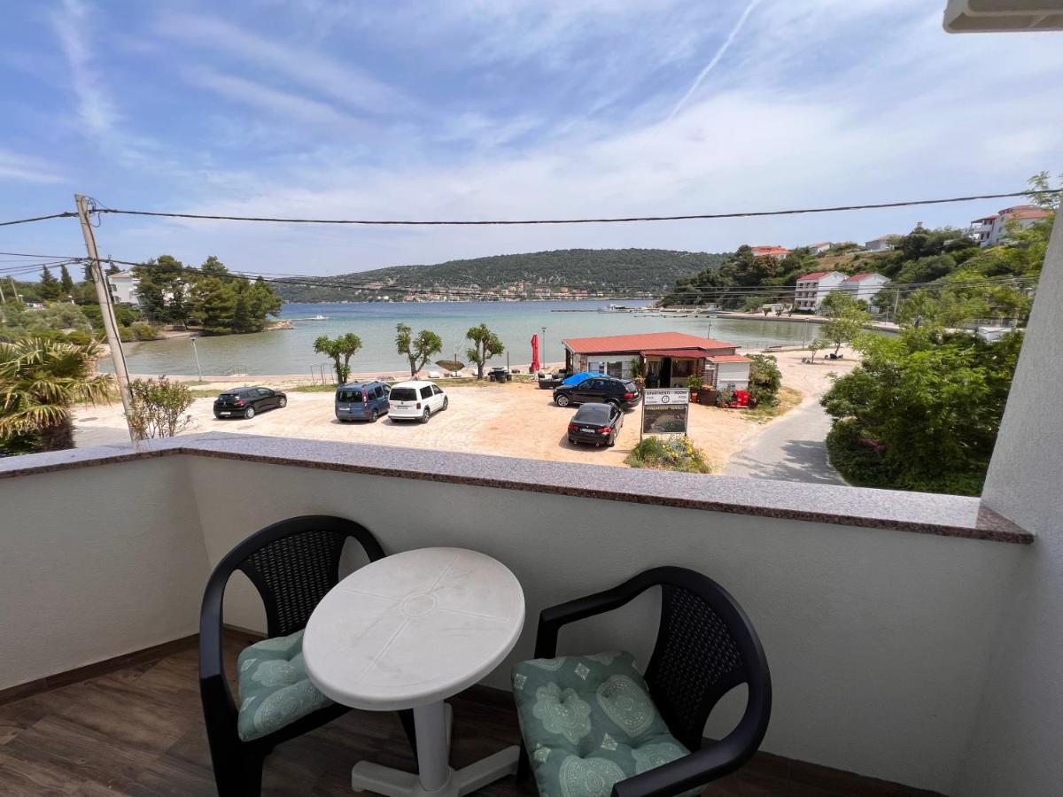 Apartmani Premijer-Rab Supetarska Draga Exterior photo