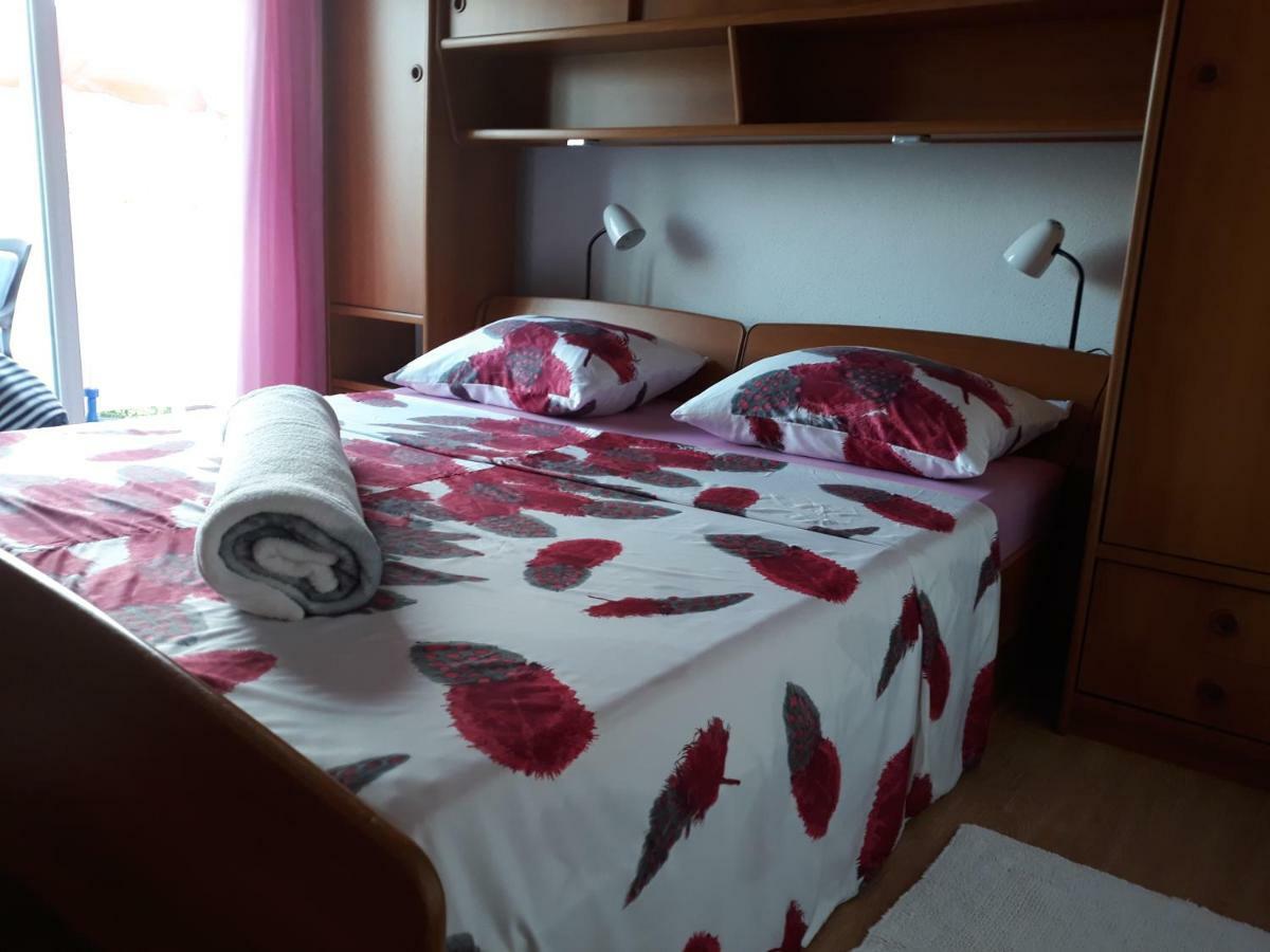 Apartmani Premijer-Rab Supetarska Draga Exterior photo