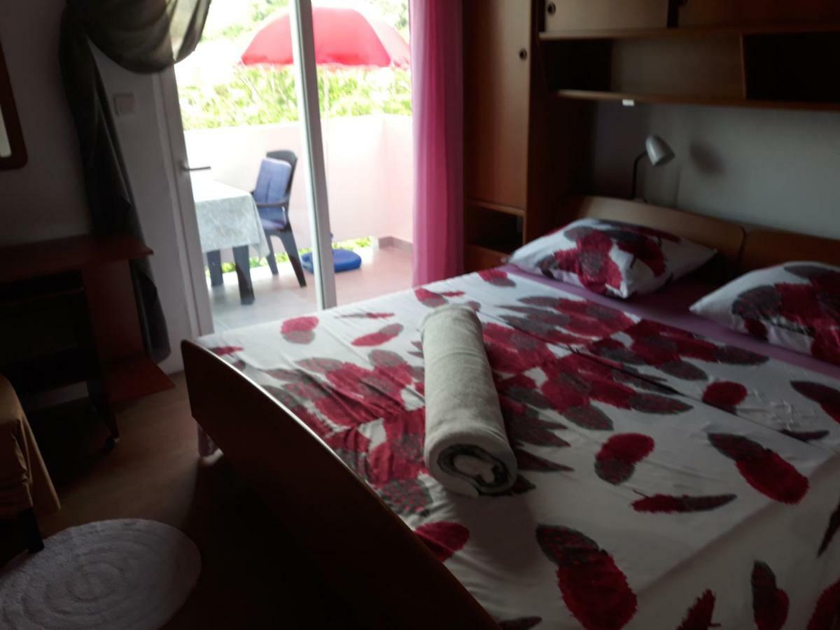 Apartmani Premijer-Rab Supetarska Draga Exterior photo